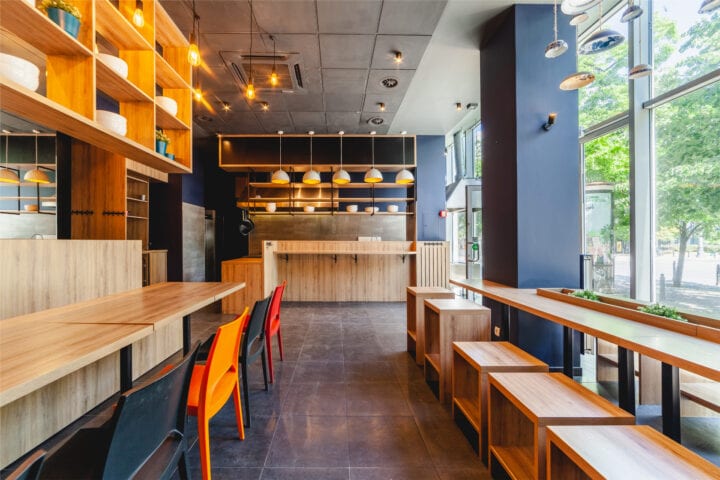 Lokal gastronomiczny o powierzchni ok. 150 m2 z pozwoleniem na alkohol.